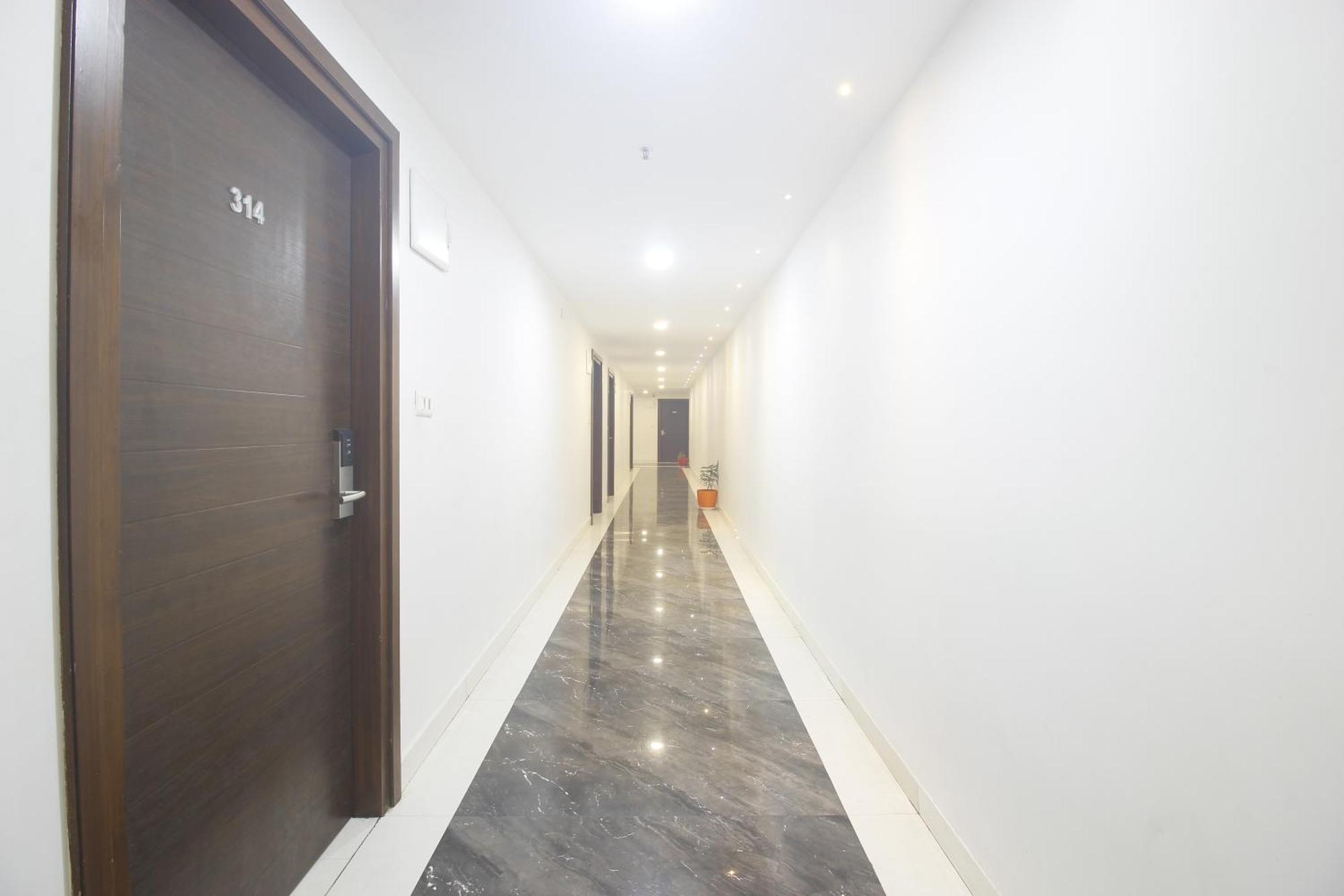 Hotel Ssr Grand Hajdarábád Exteriér fotografie